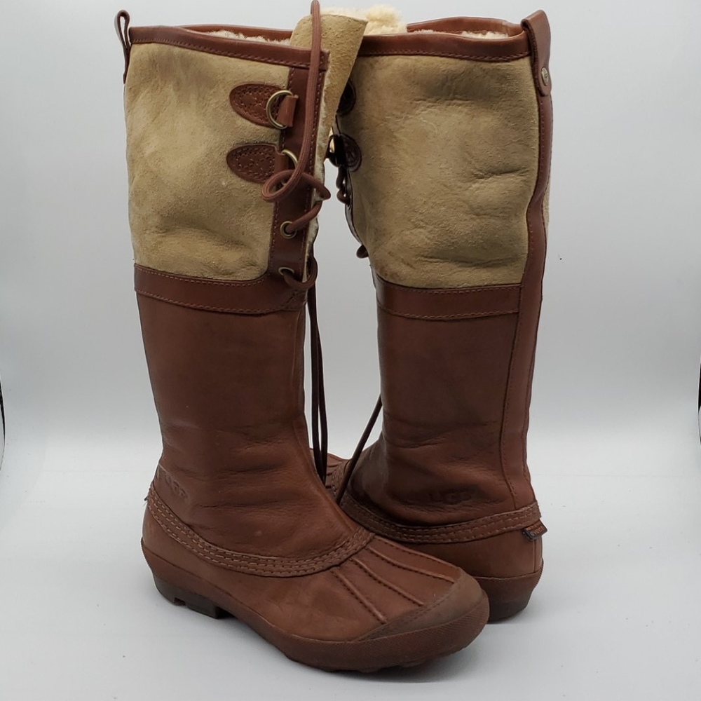 UGG 1900 DUCK TOE LEATHER TALL BOOT